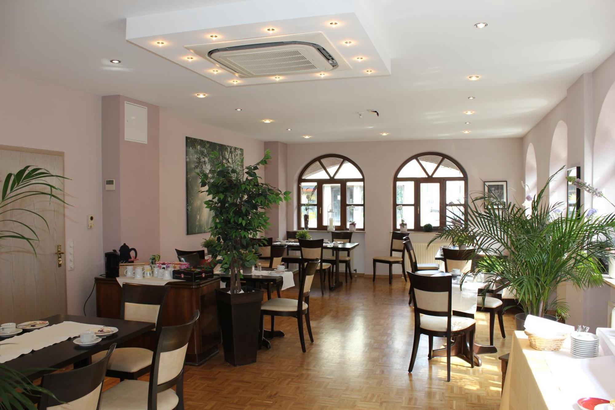 Gasthof Weisses Ross Kleinostheim Extérieur photo