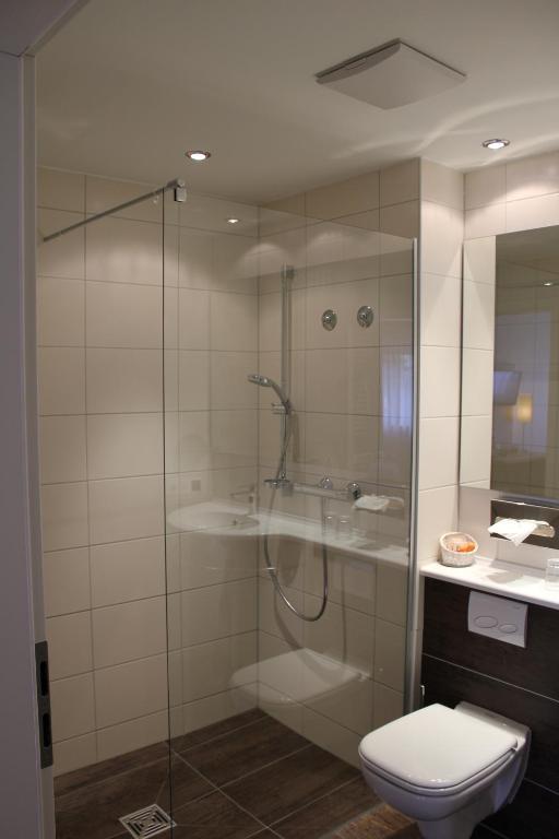 Gasthof Weisses Ross Kleinostheim Chambre photo