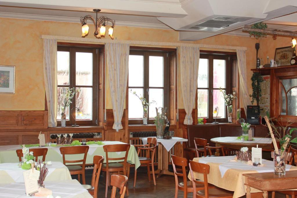 Gasthof Weisses Ross Kleinostheim Extérieur photo